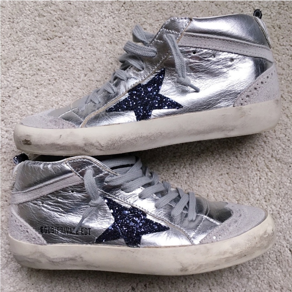 Exclusive Barney’s New York Golden Goose Mid Star - Size 36